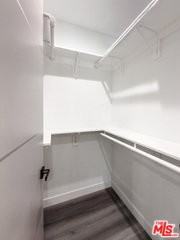 13356 Beach Ave #1-2 - Photo 6 of 8