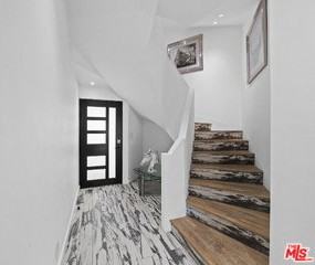 8460 Cole Crest Dr - Photo 4 of 8