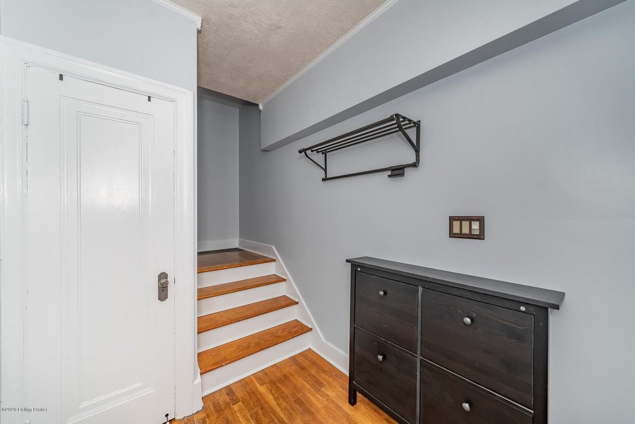 2011 Woodbourne Ave #2 - Photo 2 of 28