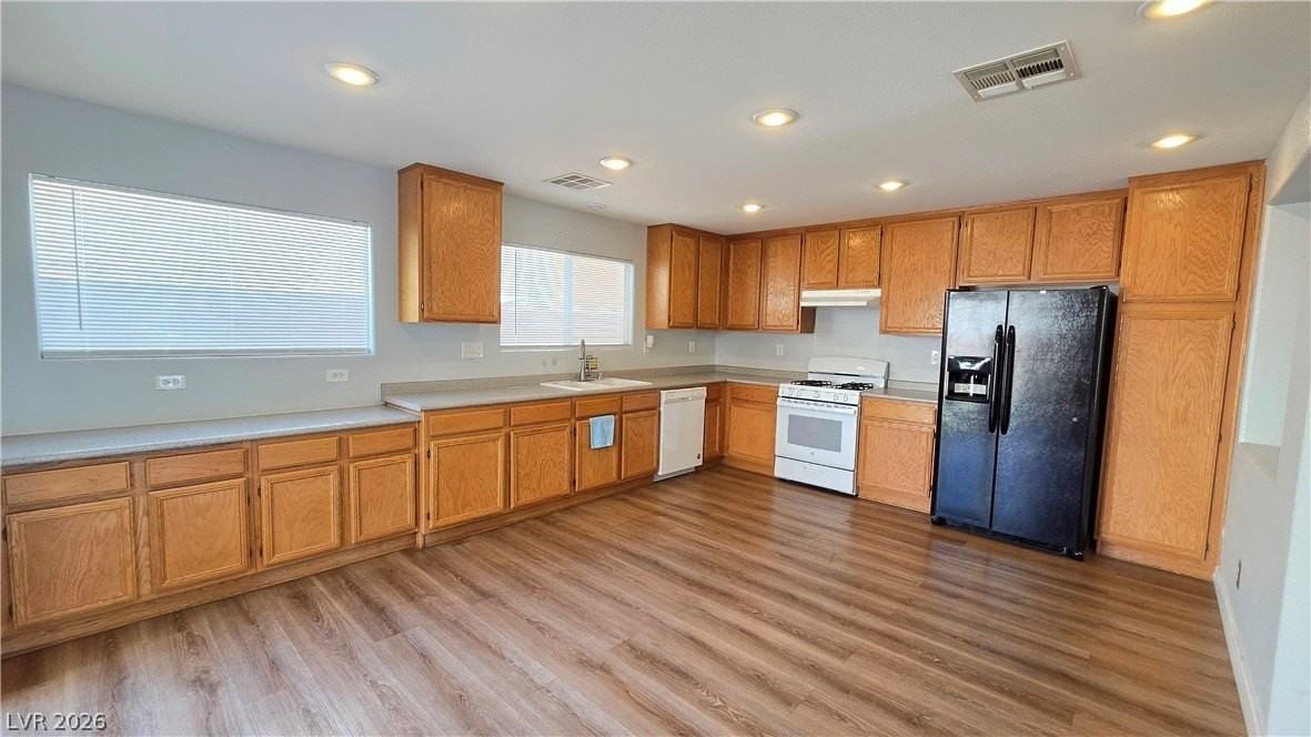 628 Port Talbot Ave - Photo 5 of 19