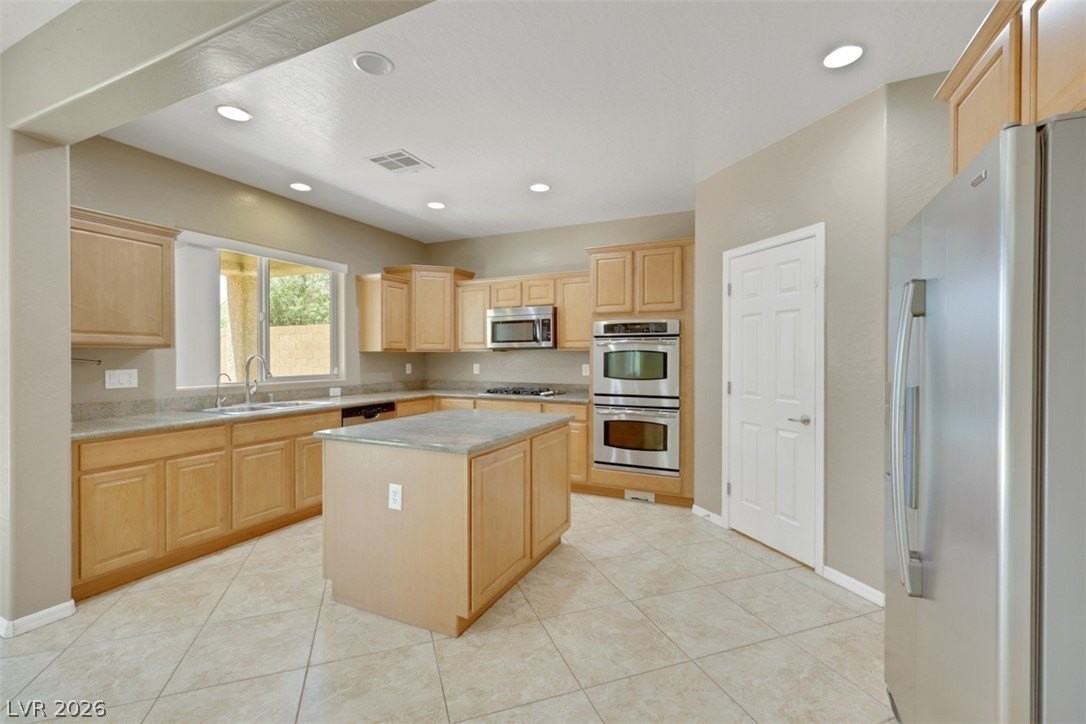 2501 Bechamel Pl - Photo 4 of 21