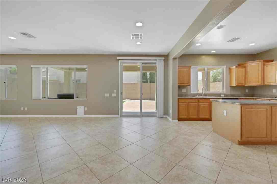 2501 Bechamel Pl - Photo 7 of 21