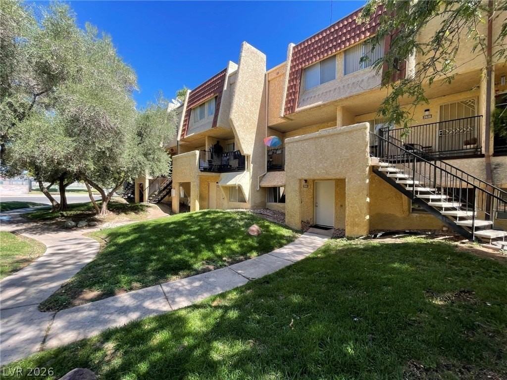 1303 Darlene Way #202A