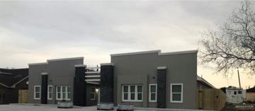 featured image of 418 E 3rd St #6