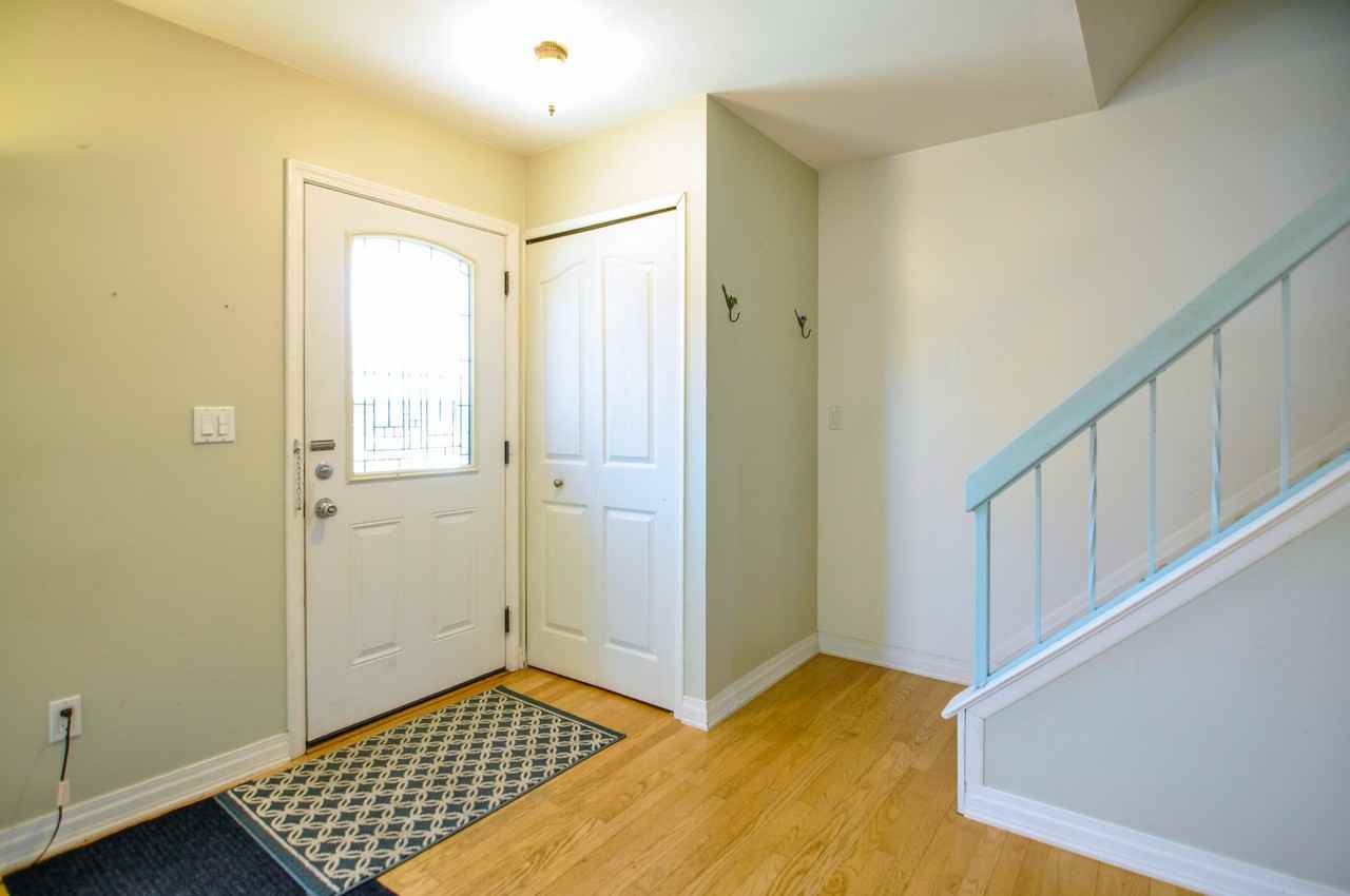 3479 Burbank Dr - Photo 4 of 50
