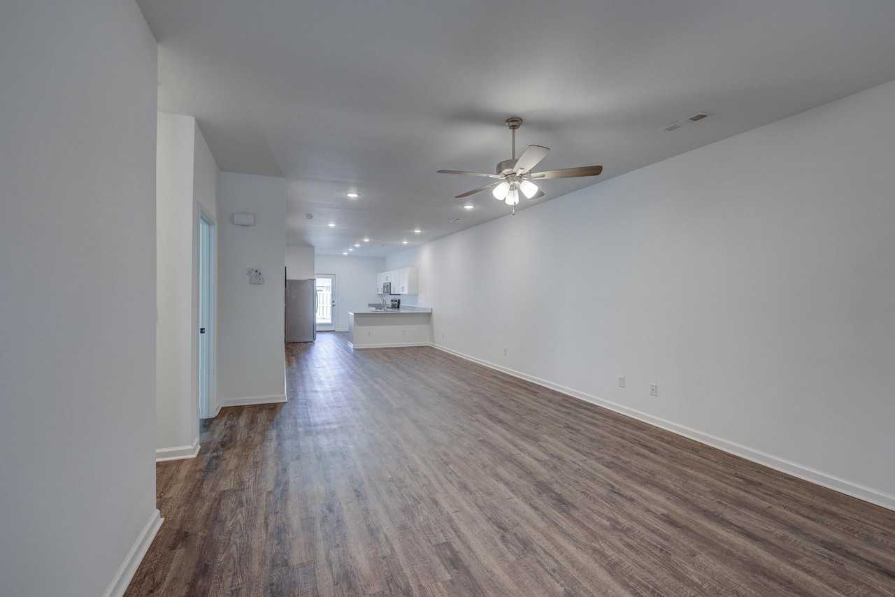 310 Alex Jordan Dr - Photo 6 of 27