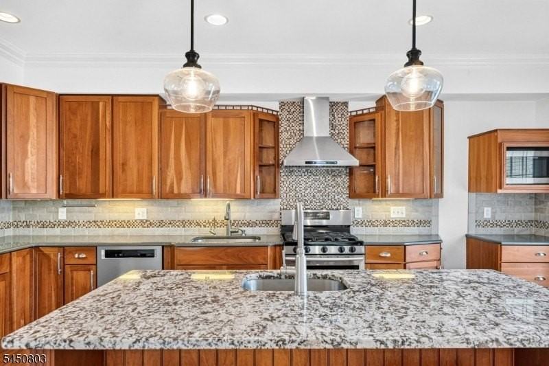 262 Prospect Ave - Photo 7 of 40