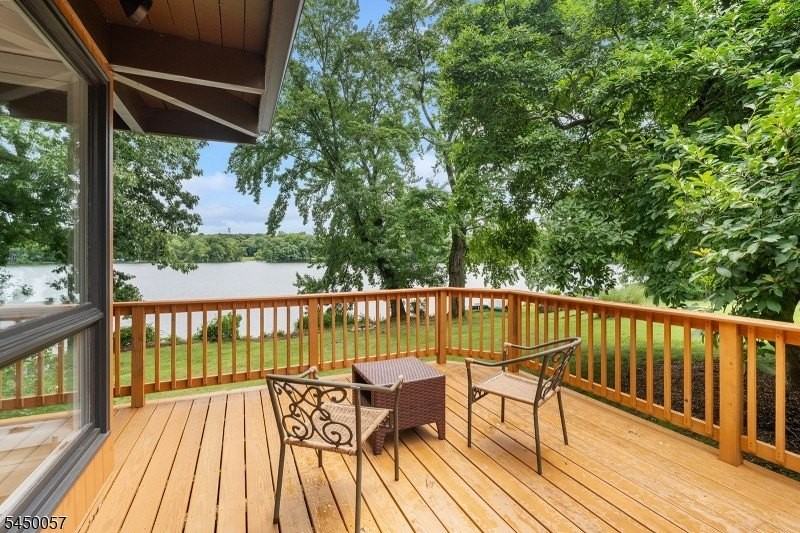 24 Fayson Lake Rd - Photo 3 of 29