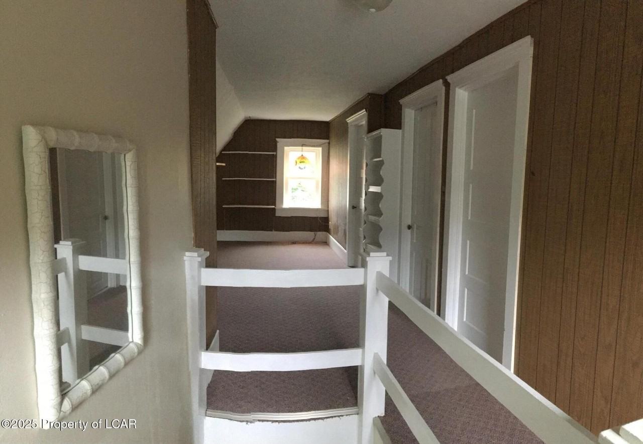 66 Park St - Photo 5 of 21