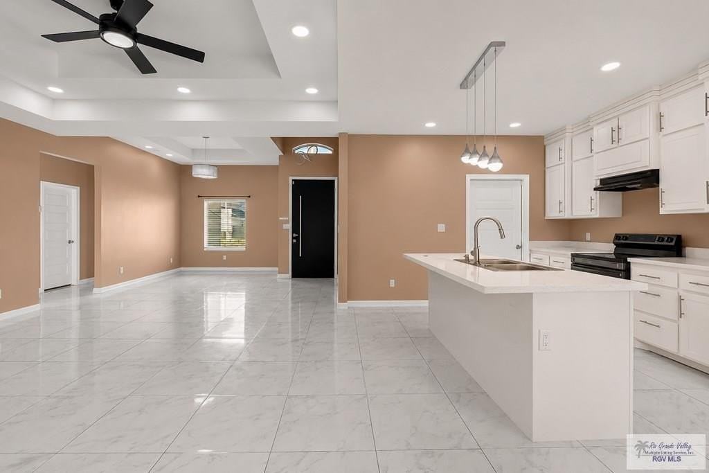 2904 Zeb Dr - Photo 5 of 27