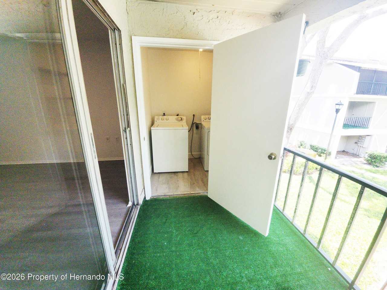 14422 Reuter Strasse Cir #112 - Photo 4 of 21