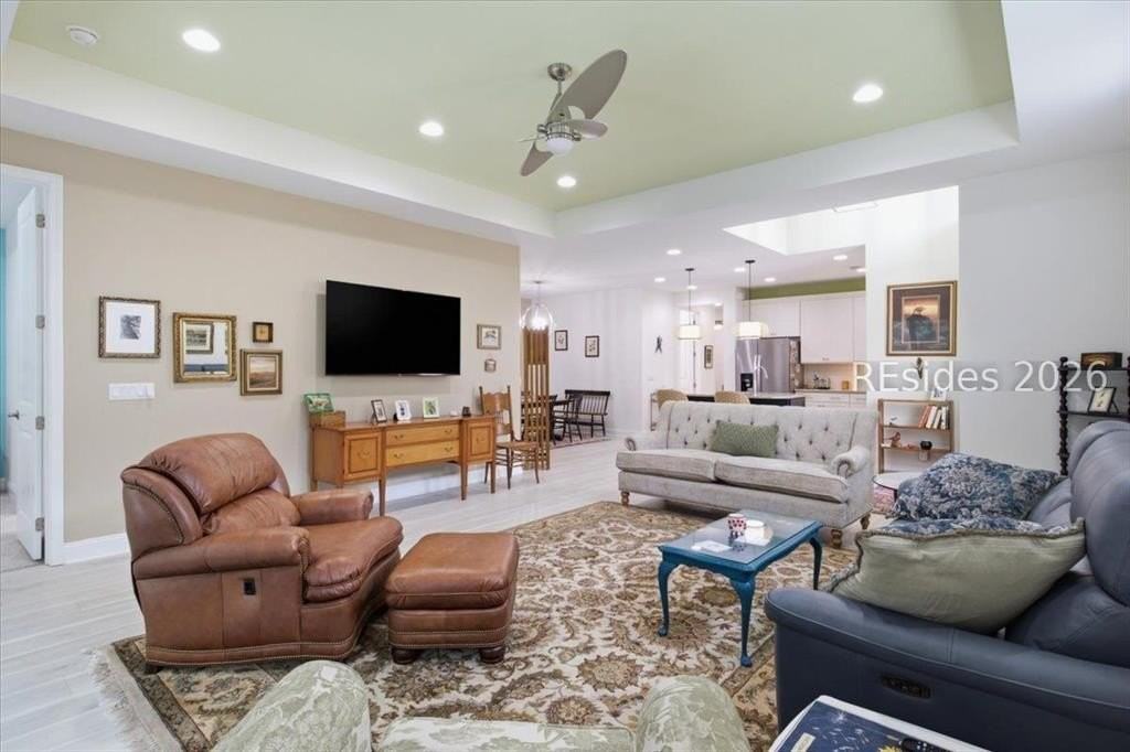 511 Landshark Blvd - Photo 5 of 28