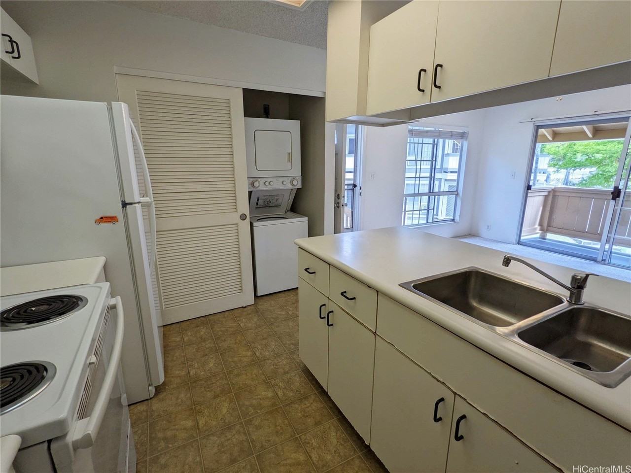 373 Mananai Pl #44T - Photo 5 of 17