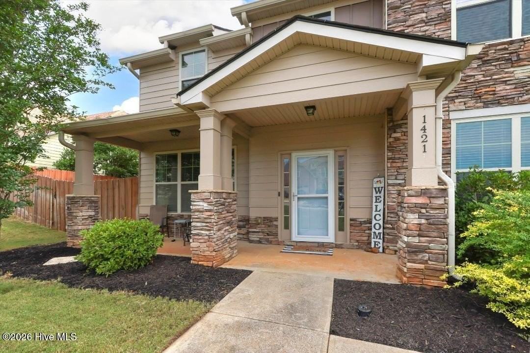 1421 Dooley Ln - Photo 4 of 42