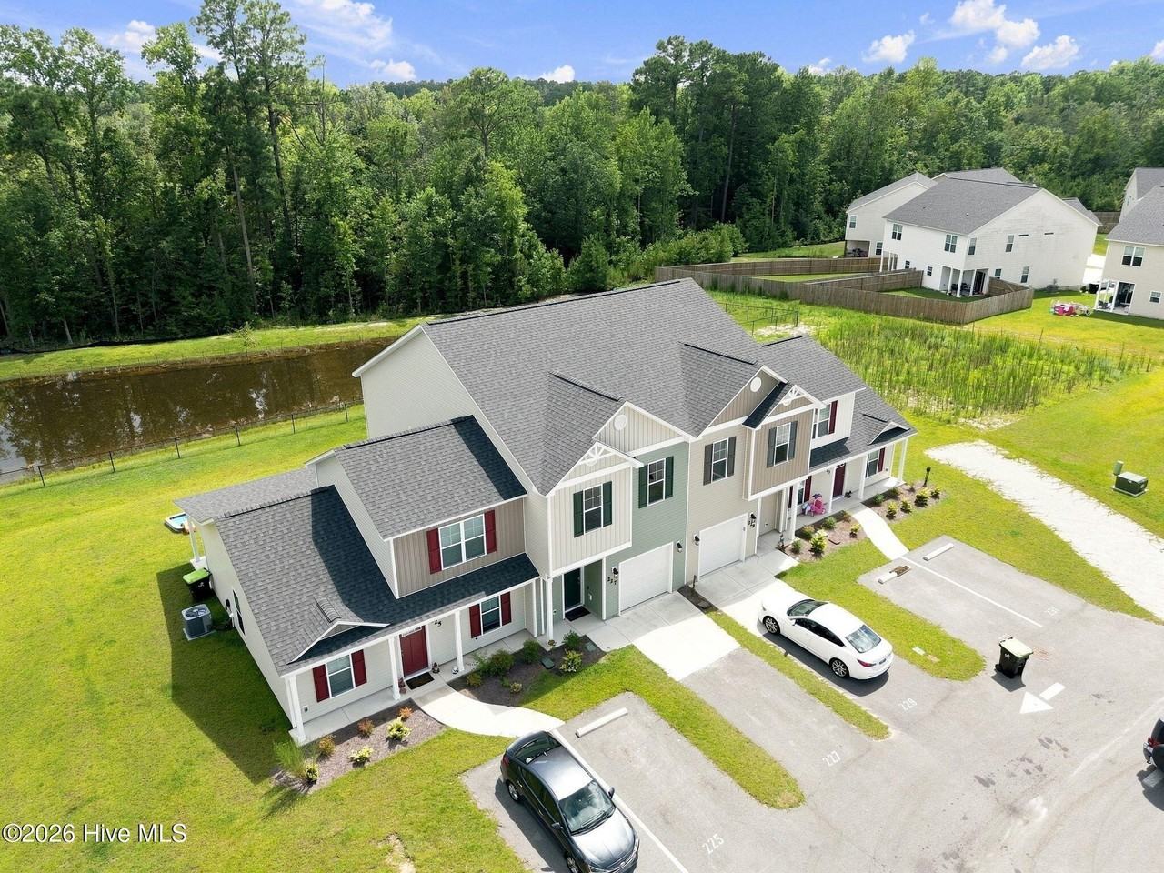 227 Crab Claw Spit Ln - Photo 7 of 43