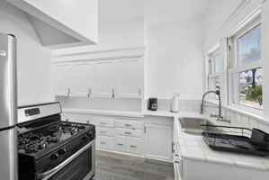 featured image of W 48th St