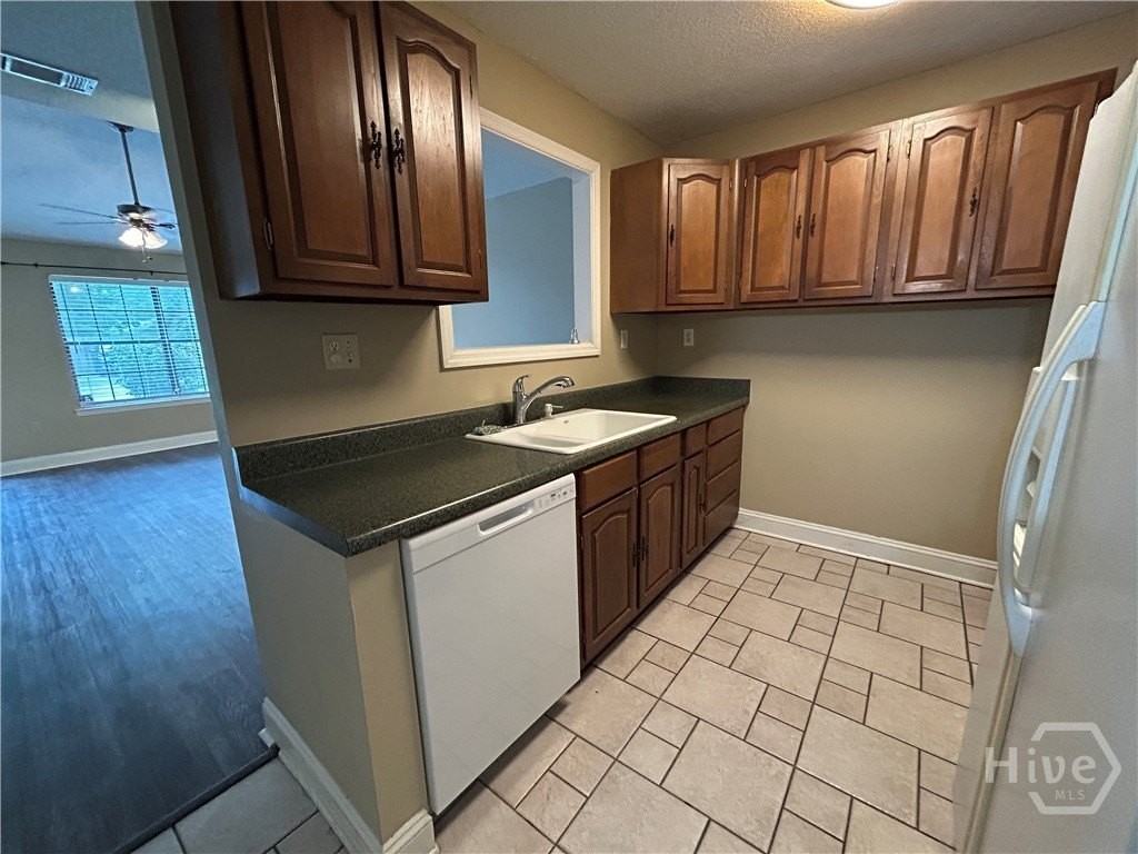 118 Fox Chase Rd - Photo 6 of 18