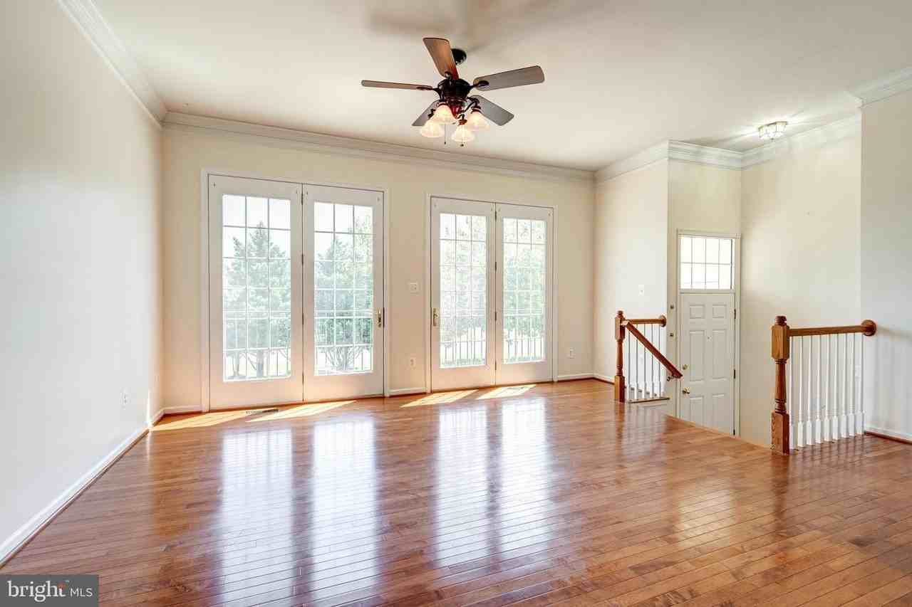 25332 Whippoorwill Ter - Photo 5 of 50