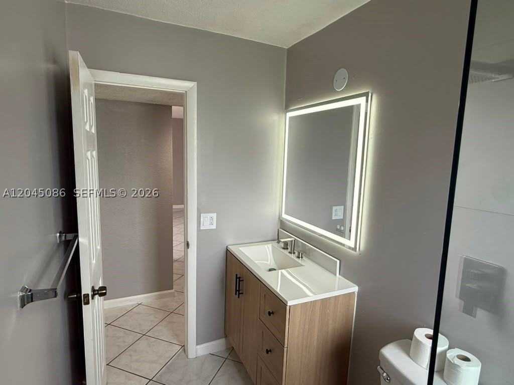 5870 Nw 16th Pl #4 - Photo 4 of 11