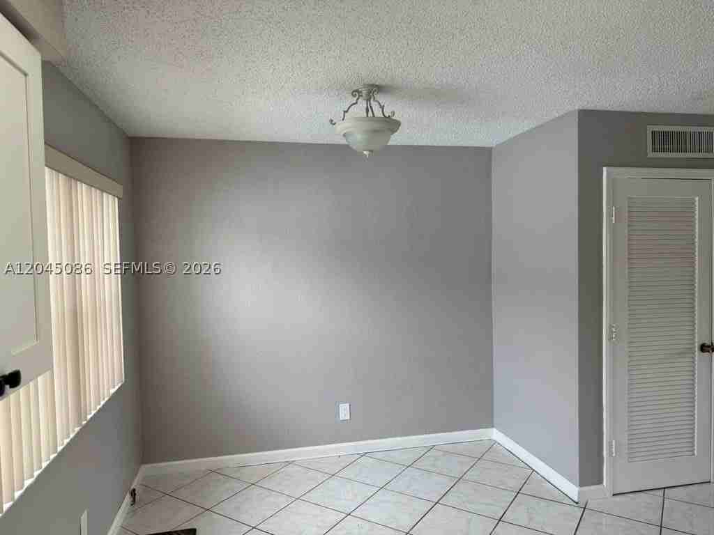 5870 Nw 16th Pl #4 - Photo 7 of 11