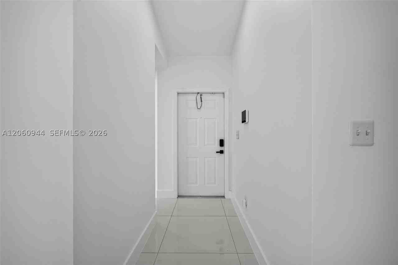 15772 Sw 74th Ln - Photo 3 of 30