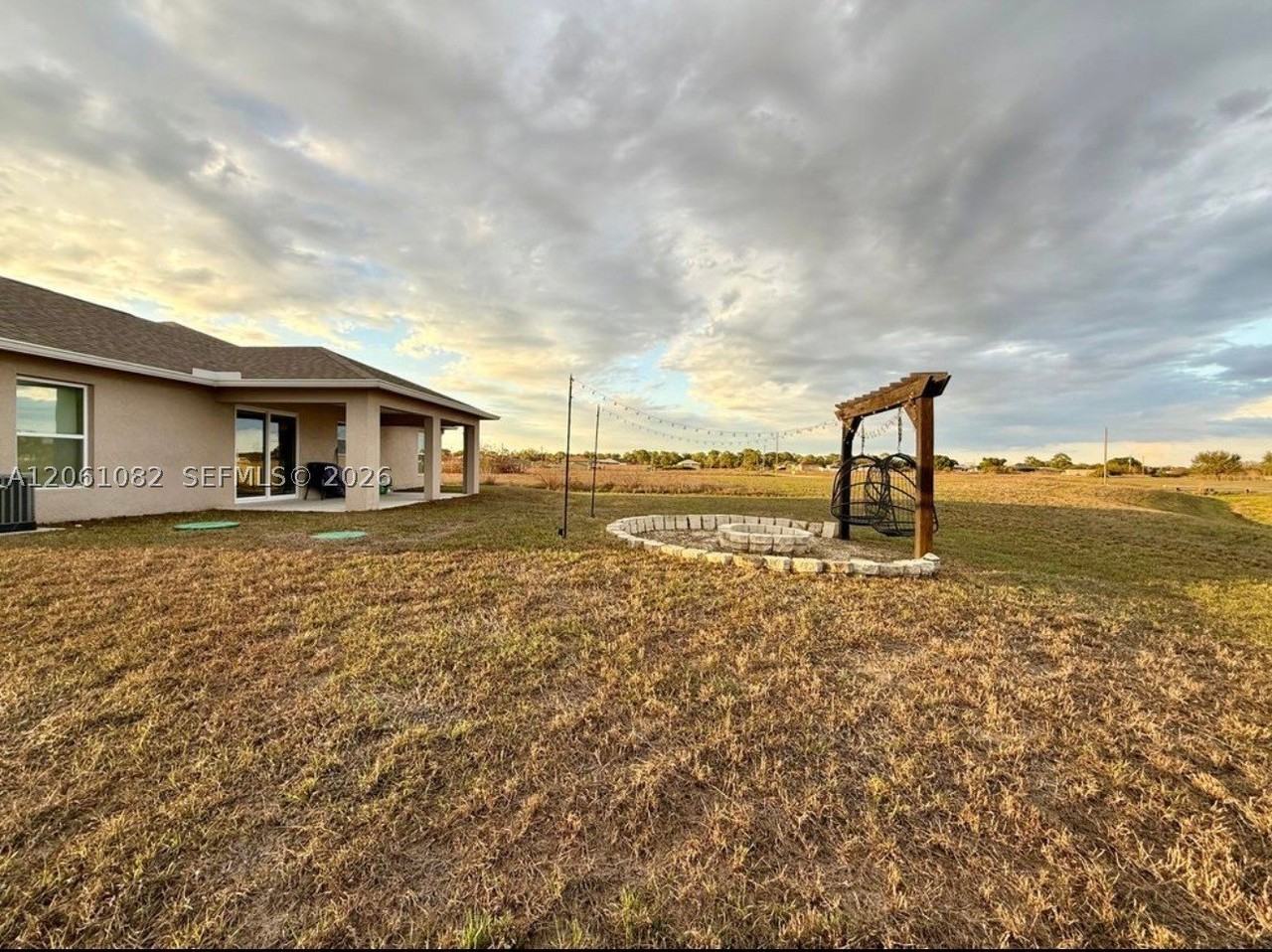 7033 Waldo Cir - Photo 3 of 29