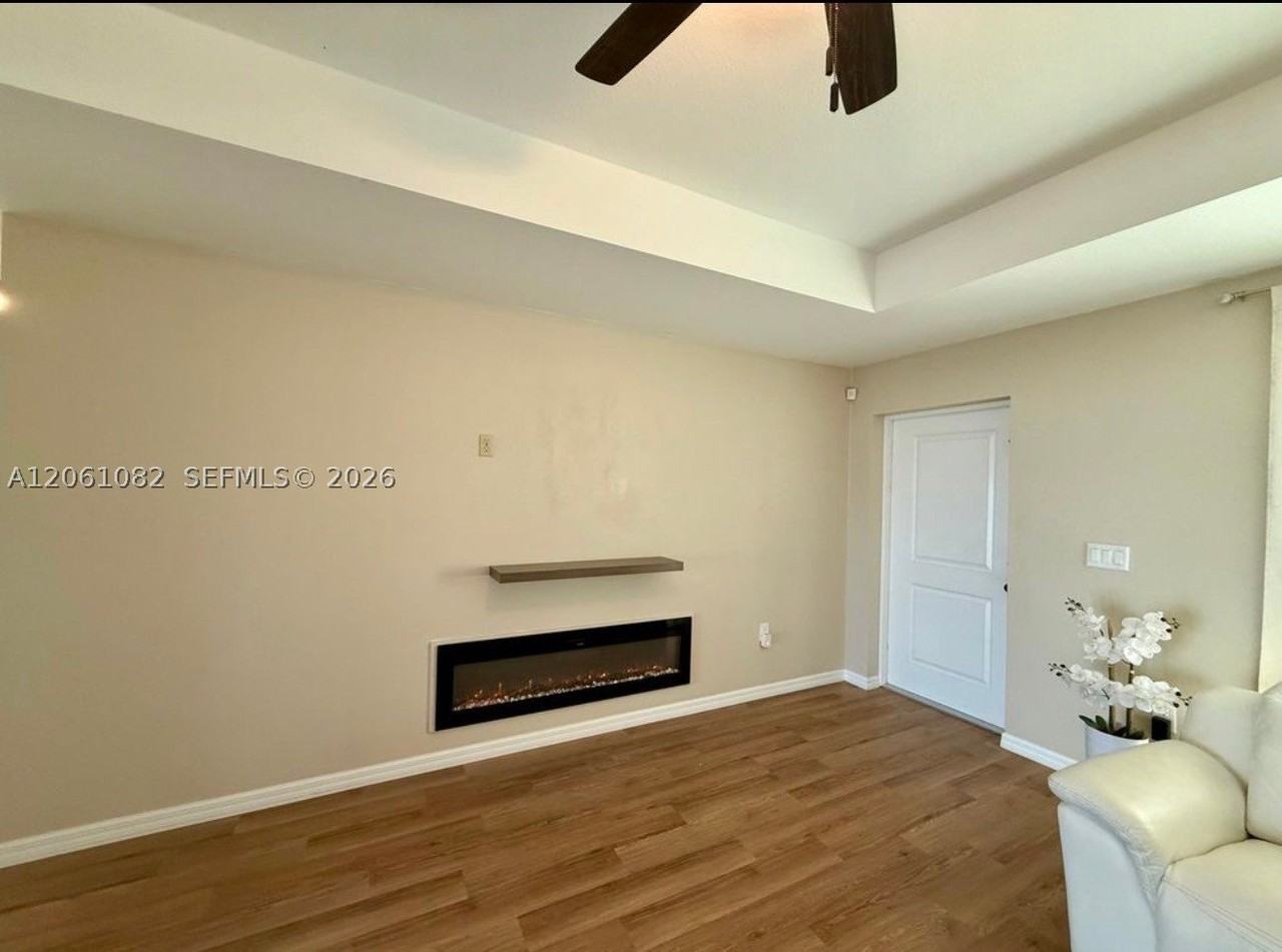 7033 Waldo Cir - Photo 6 of 29