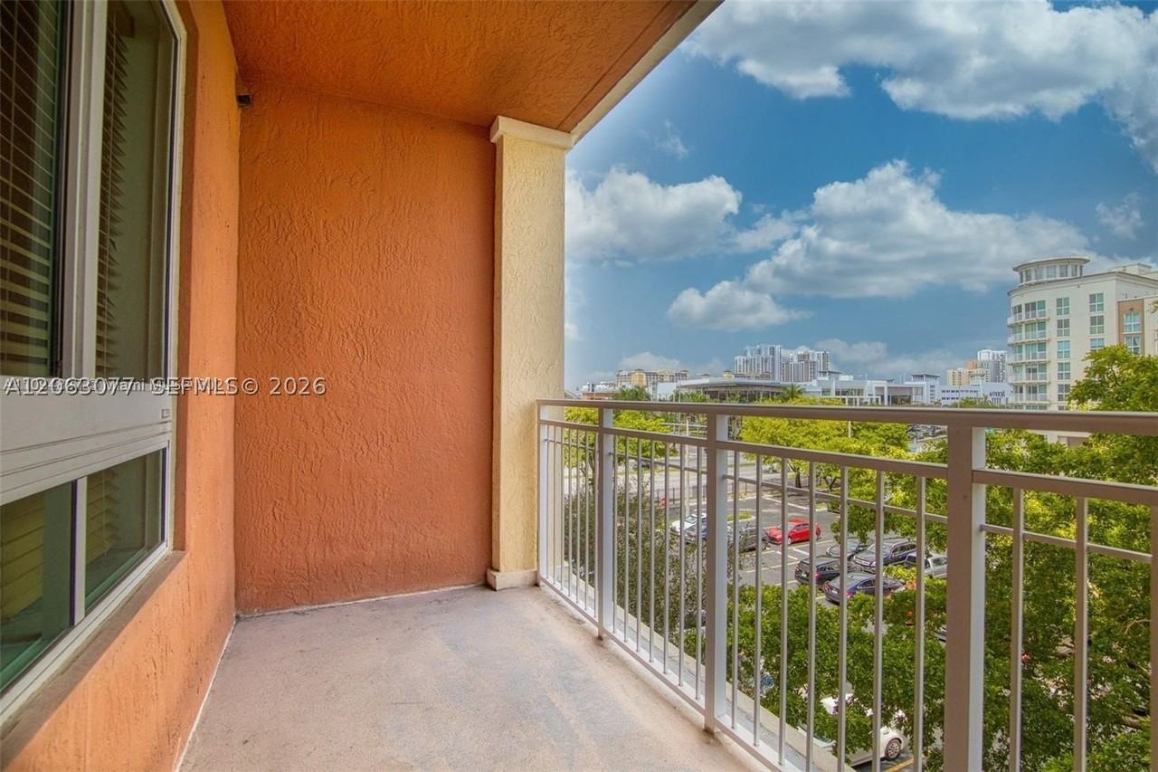 7355 Sw 89th St #425N - Photo 6 of 25