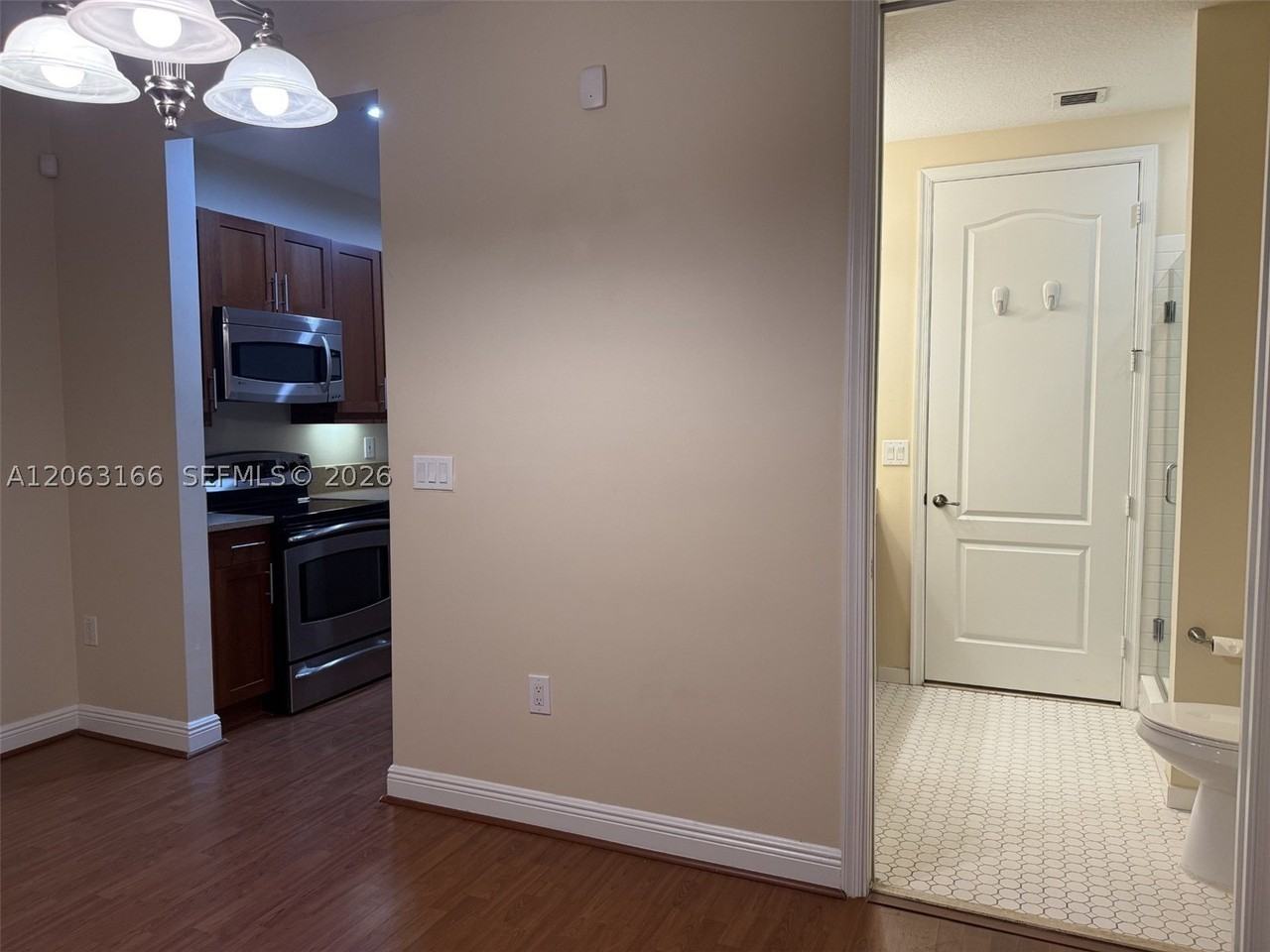 1333 Sw 4th Ct #1333 - Photo 6 of 18