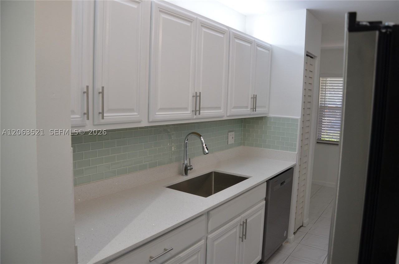 1351 Sw 125th Ave #103S - Photo 7 of 17