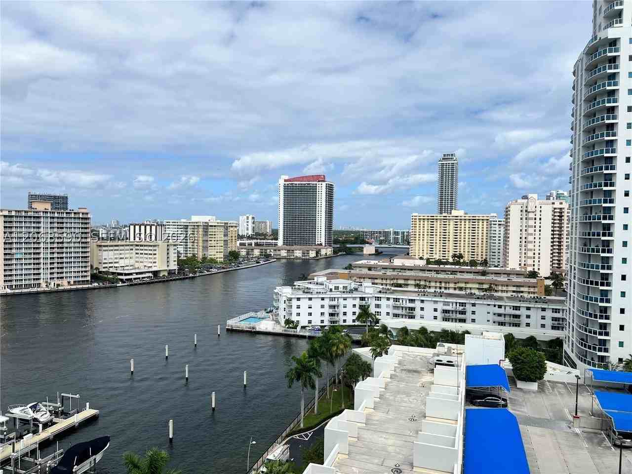 1965 S Ocean Dr #11H - Photo 2 of 14