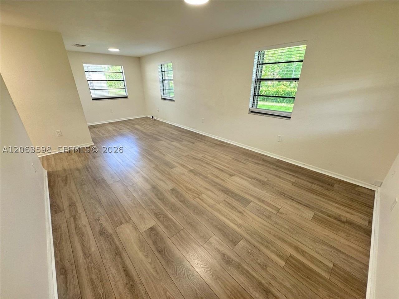 5637 Taft St #5637 - Photo 3 of 11