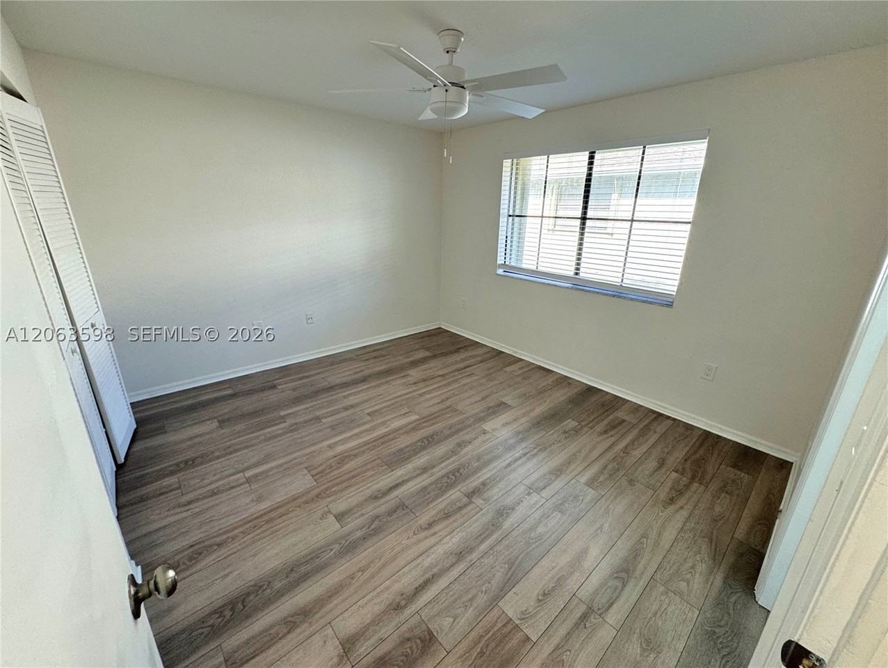 5637 Taft St #5637 - Photo 4 of 11