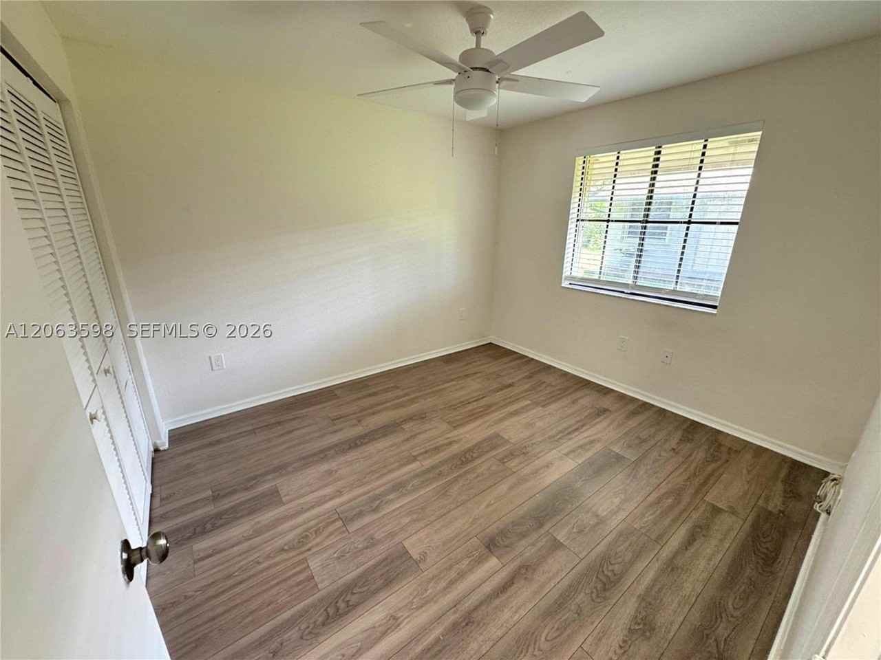 5637 Taft St #5637 - Photo 5 of 11