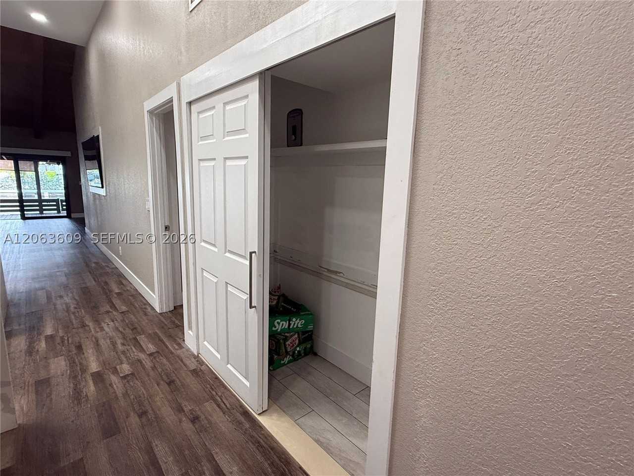 2645 S Parkview Dr #2645 - Photo 6 of 22