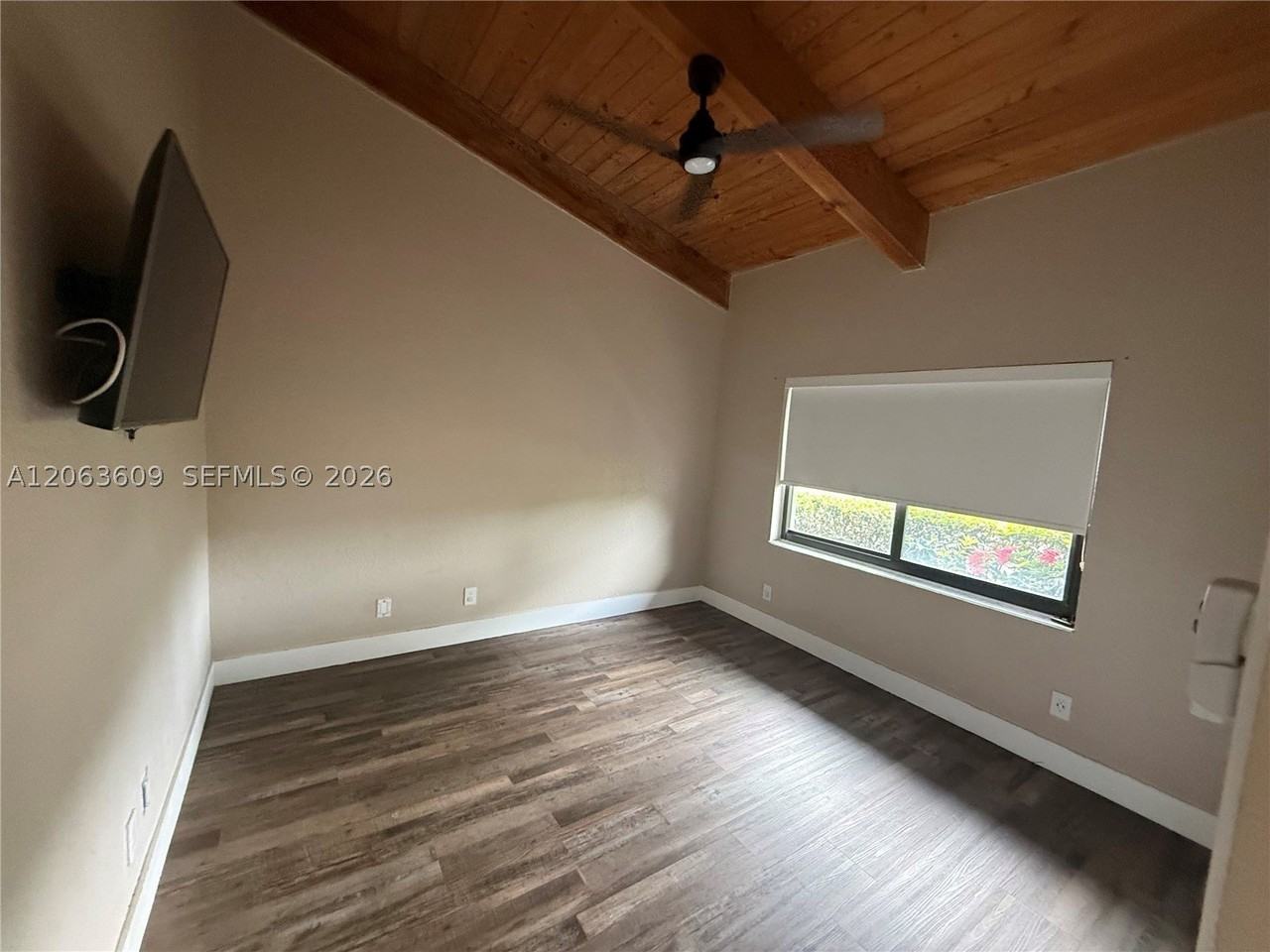 2645 S Parkview Dr #2645 - Photo 7 of 22