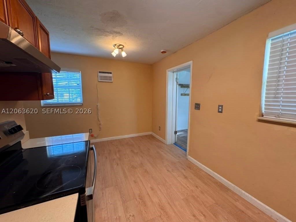 18331 Nw 2nd Ct - Photo 4 of 26