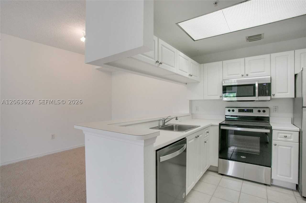 2813 Grande Pkwy #301 - Photo 4 of 22