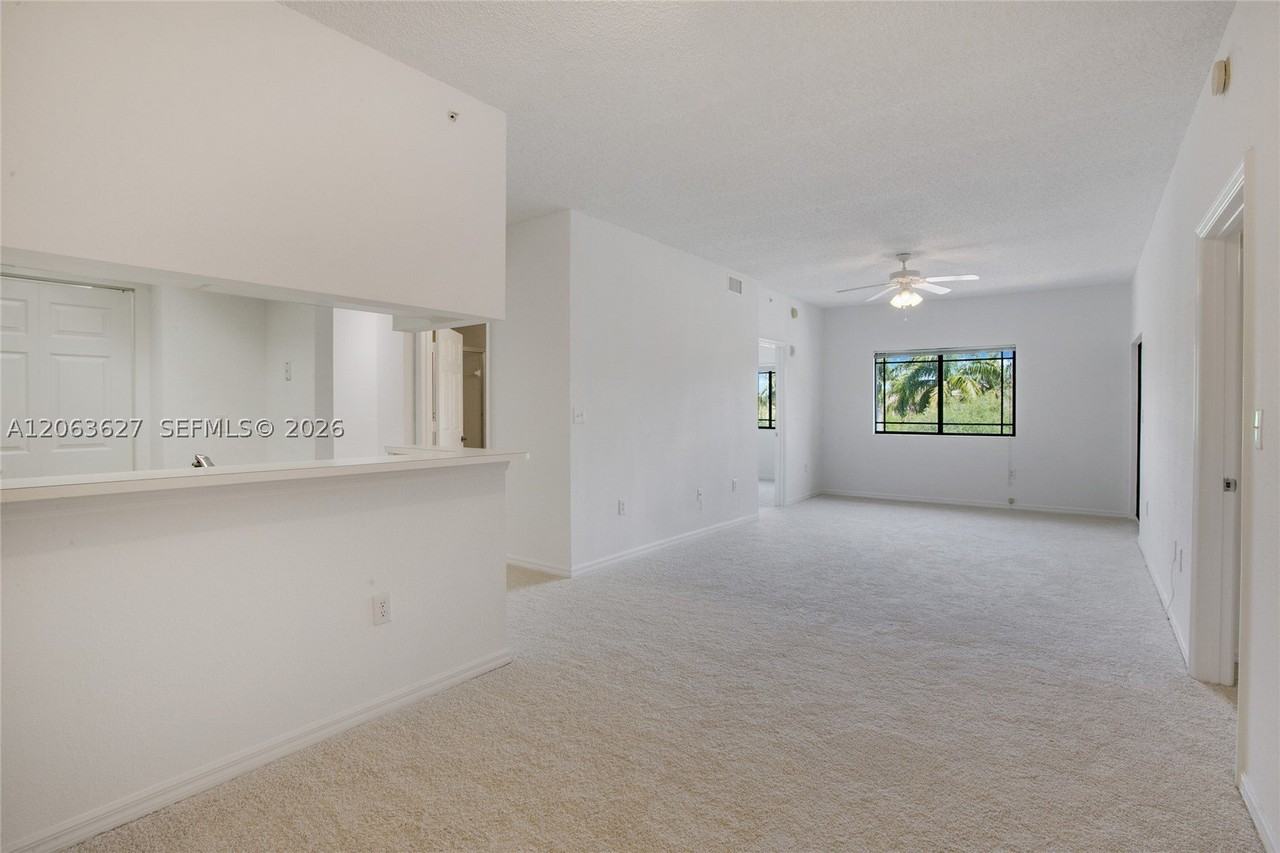 2813 Grande Pkwy #301 - Photo 6 of 22