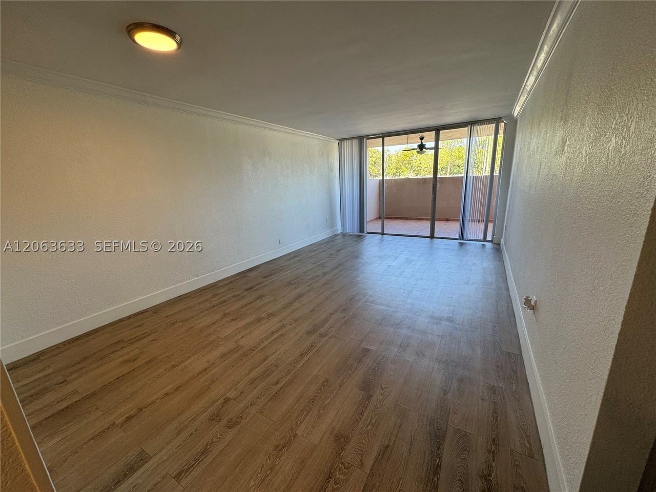 10425 Sw 112th Ave #103 - Photo 7 of 36