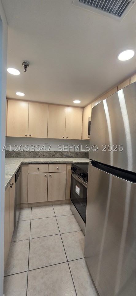 9688 Fontainebleau Blvd #404 - Photo 6 of 17