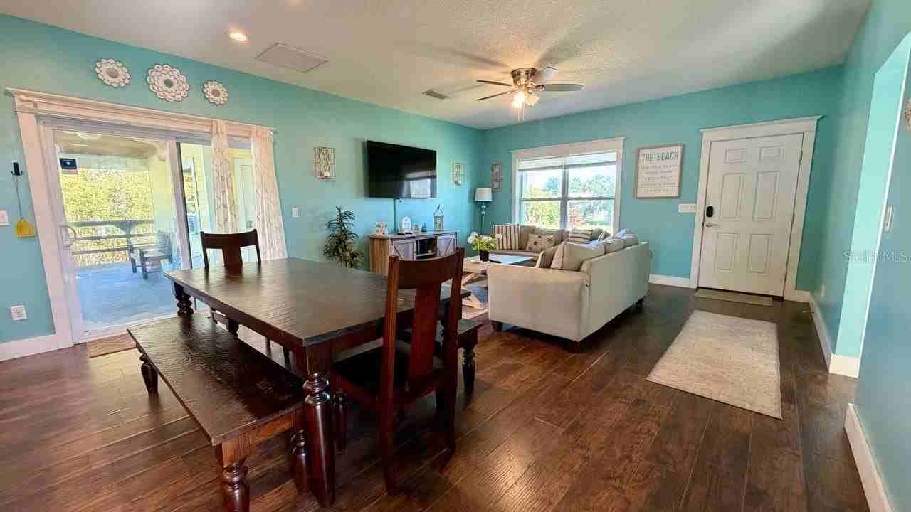 8 Moody Dr - Photo 6 of 25