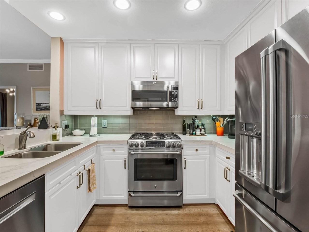 630 Vassar St #2205 - Photo 7 of 21
