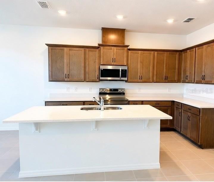 333 Marion Loop - Photo 2 of 4