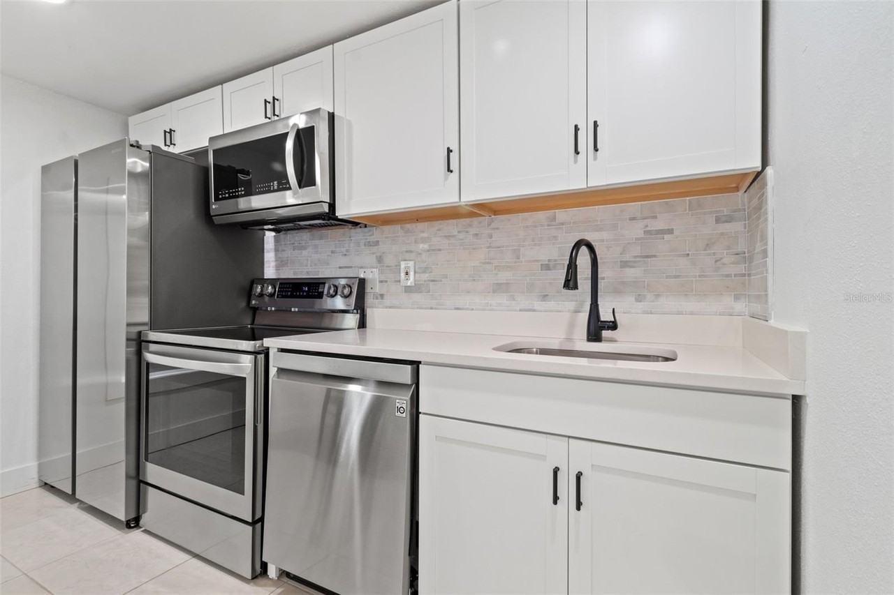 609 N Osceola Ave #AB - Photo 4 of 23