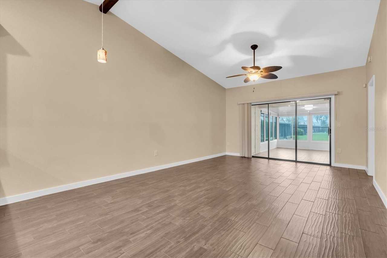 3203 Charter Club Dr #B - Photo 5 of 37