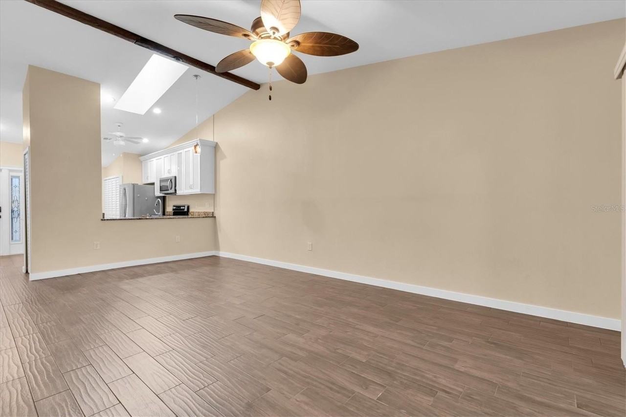 3203 Charter Club Dr #B - Photo 6 of 37