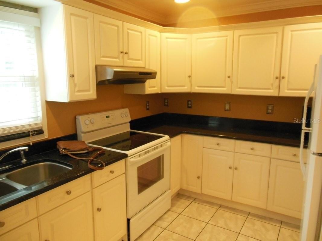 13423 121st St - Photo 6 of 21