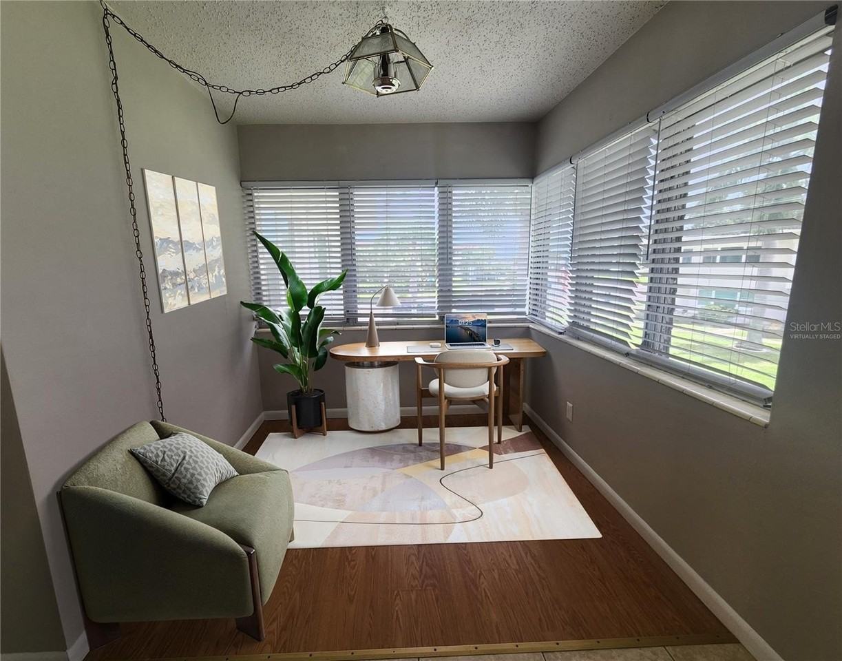 487 1st St S #205 - Photo 5 of 18