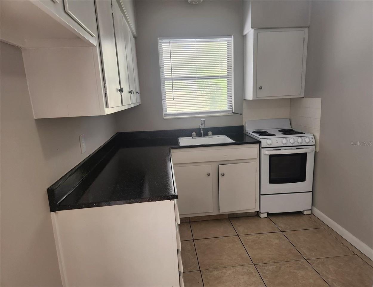 487 1st St S #205 - Photo 7 of 18